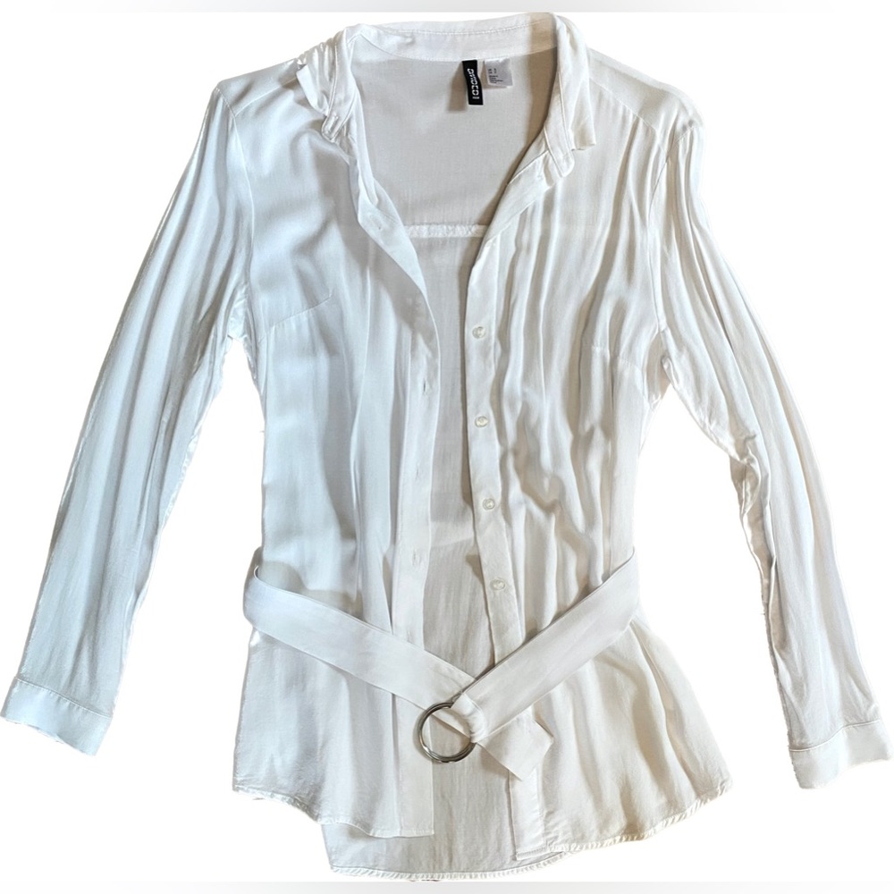 Long Sleeve Button Down Dress Shirt with Belt